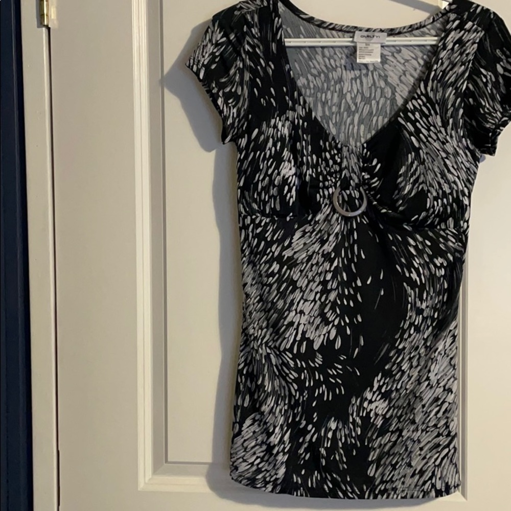 Guilty stretchy flattering top. Padded bust EUC